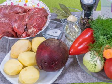 Борщ-свекольник с говядиной и овощами по-сибирски